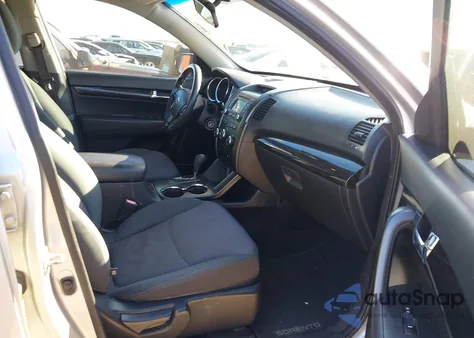 2013 Kia Sorento Lx из США, поврежденный, VIN 5XYKT4A67DG393456